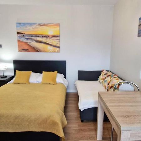 Cozy Modern Apartment Sunrise Studio 35M2 Balcony 3 Persons Краків Екстер'єр фото