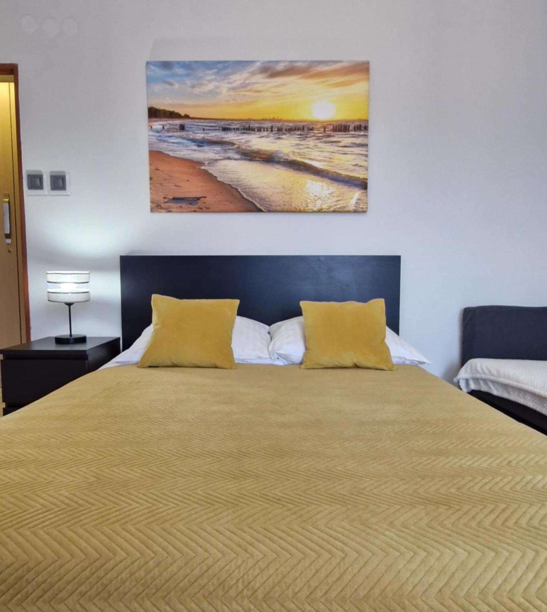 Cozy Modern Apartment Sunrise Studio 35M2 Balcony 3 Persons Краків Екстер'єр фото
